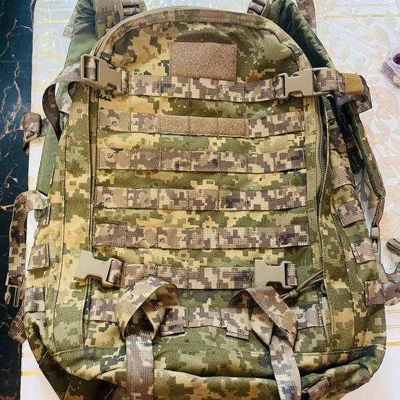 Original Tactical MILITARY combat backpack UA pixel military army backpack CAMO - Picture 6 of 13